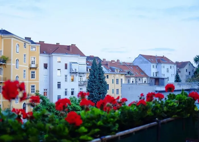 Daire Altbauapartment Am Stadtpark Mit Uhrturmblick