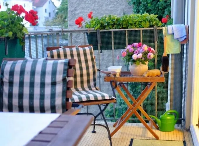 Altbauapartment Am Stadtpark Mit Uhrturmblick Apartment Graz