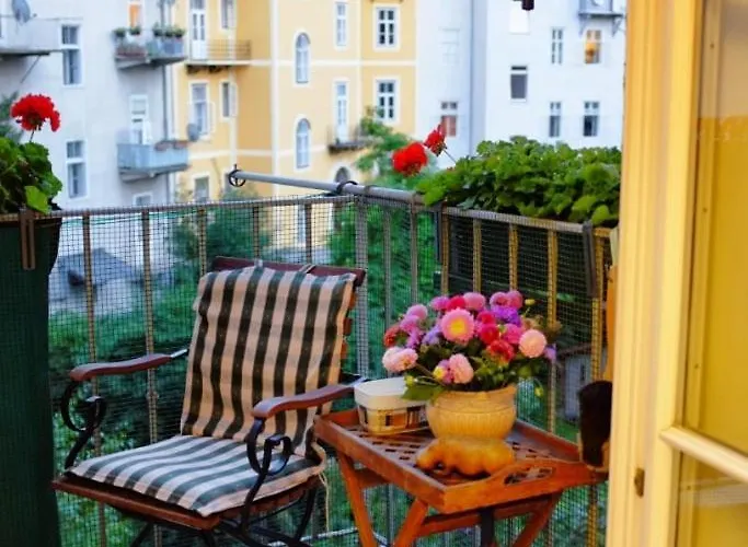 Apartment Altbauapartment Am Stadtpark Mit Uhrturmblick